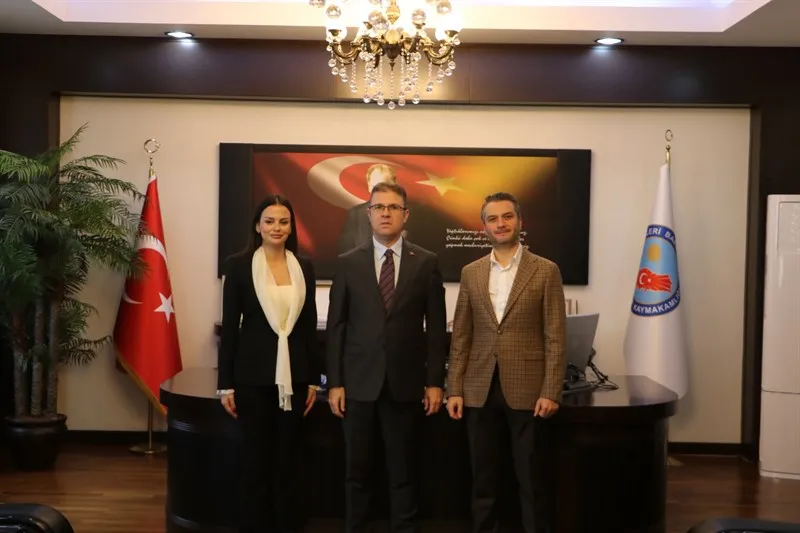 Daviva Avcılar Hastanesi, Avcılar Kaymakamı Burhan’ı ziyaret etti