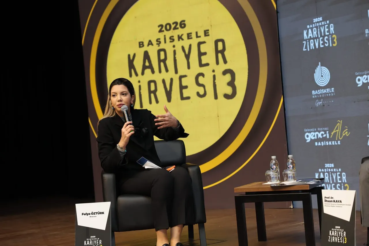 Kariyerin öncü isimleri Başiskele´de gençlerle buluştu