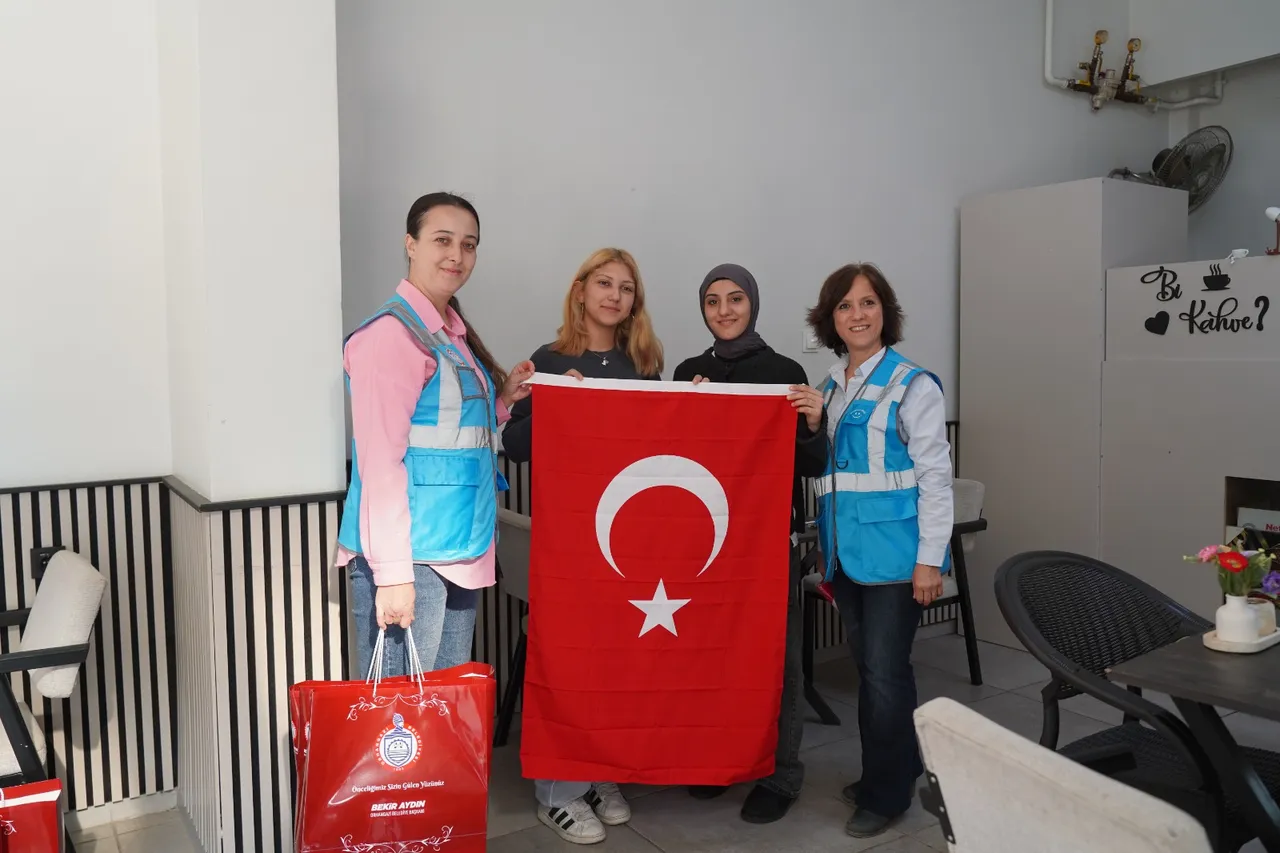 Orhangazi’de Cumhuriyet coşkusu sokaklara taşındı