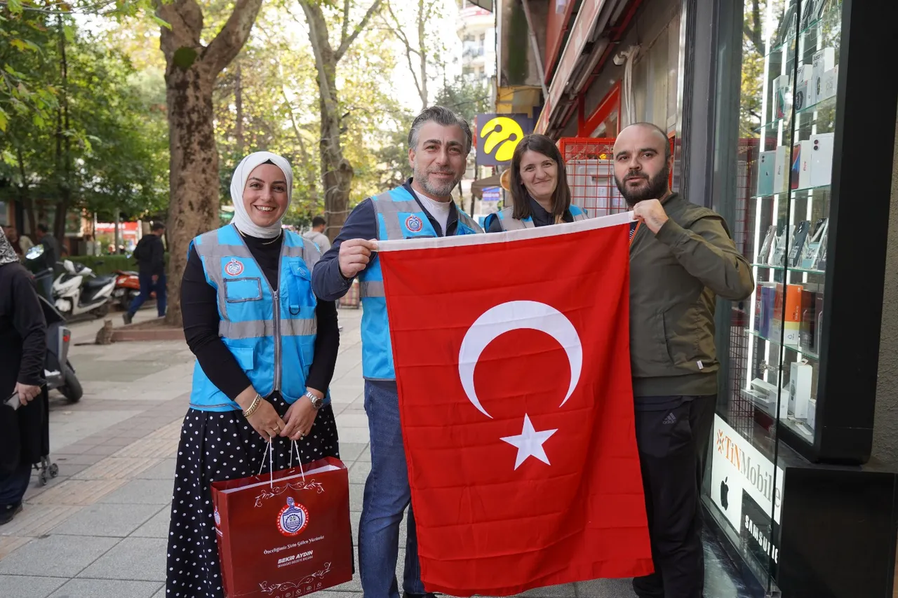 Orhangazi’de Cumhuriyet coşkusu sokaklara taşındı