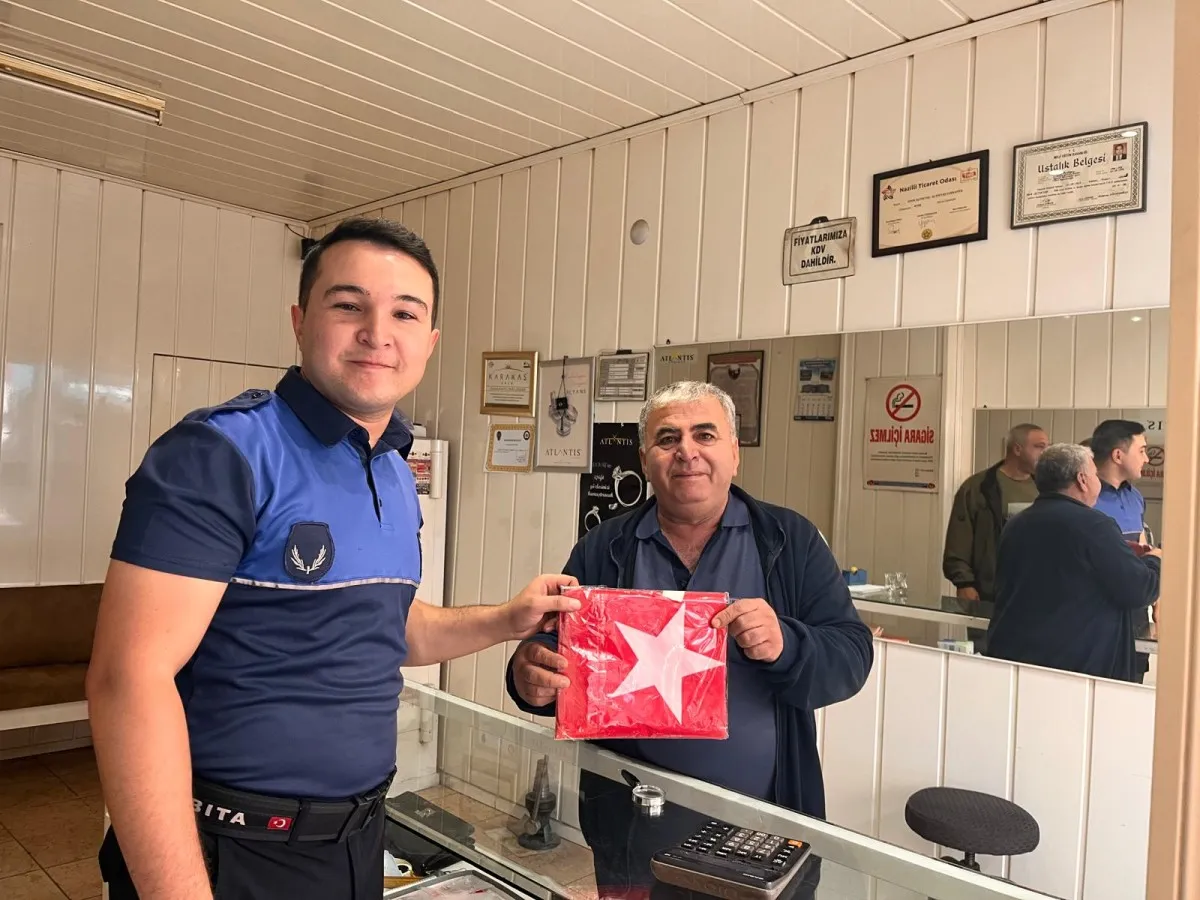 Bozdoğan'da 29 Ekim coşkusu! her hane bir bayrak, her yürek bir vatan
