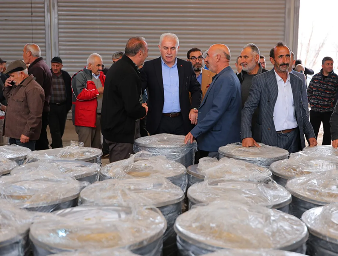 Bayburt Belediyesi'nden arıcılara 9,5 milyon liralık ekipman desteği