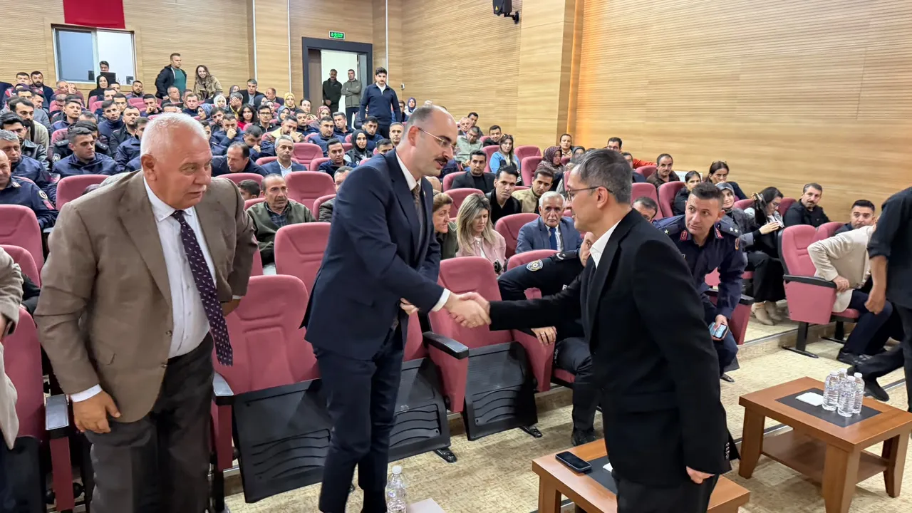 Doğanşehir’de Osmanlı Türkçesi Tanıtım Semineri düzenlendi
