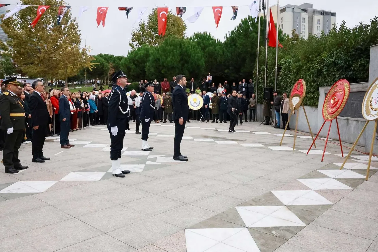 Cumhuriyetin 103. yaşı resmi törenle kutlandı