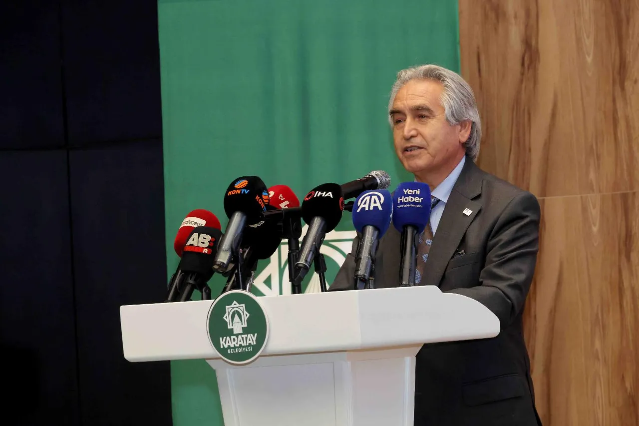 Karatay’da 60. yıla özel âşıklık sempozyumu düzenlendi
