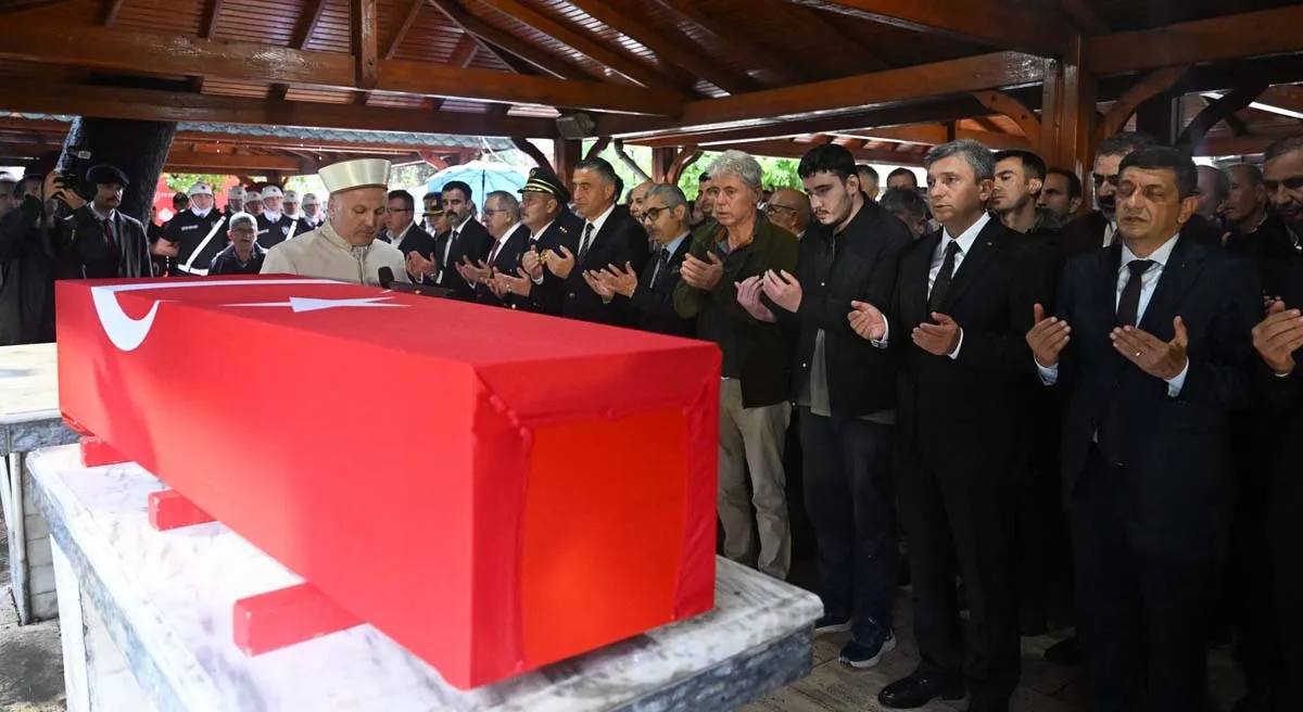 Muratpaşa Kaymakamı Kara son yolculuğuna uğurlandı