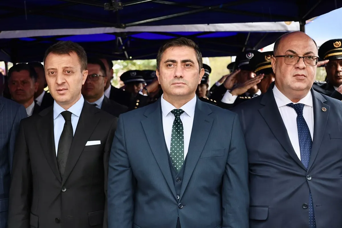 29 Ekim Cumhuriyet Bayramı çelenk sunma töreni