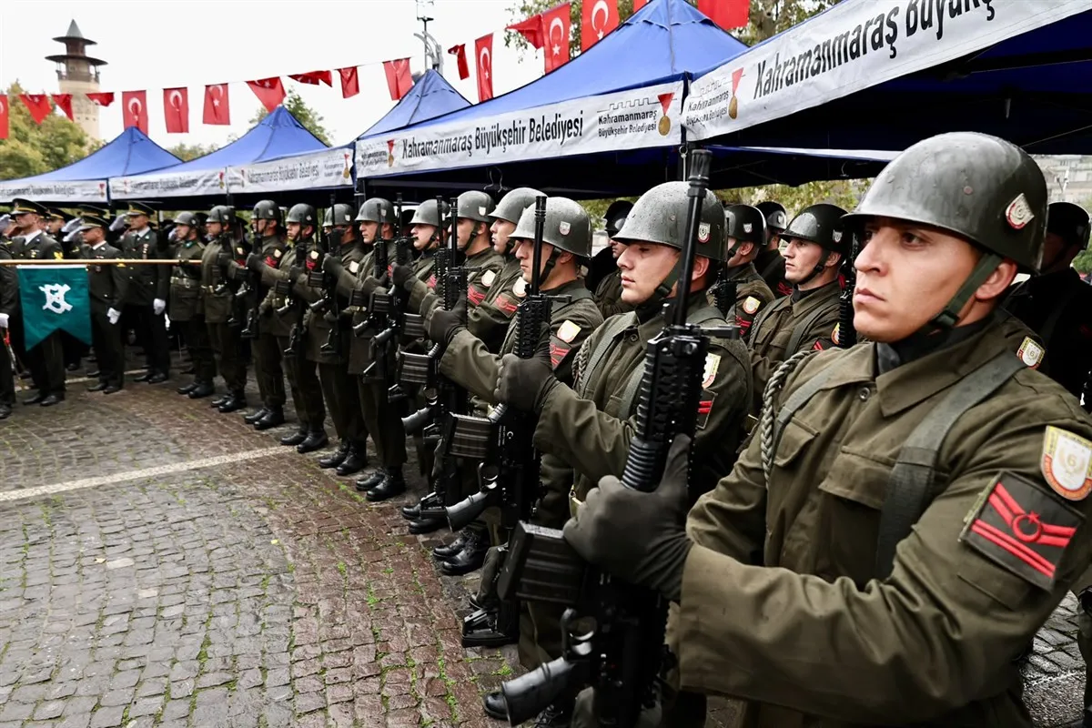 29 Ekim Cumhuriyet Bayramı çelenk sunma töreni