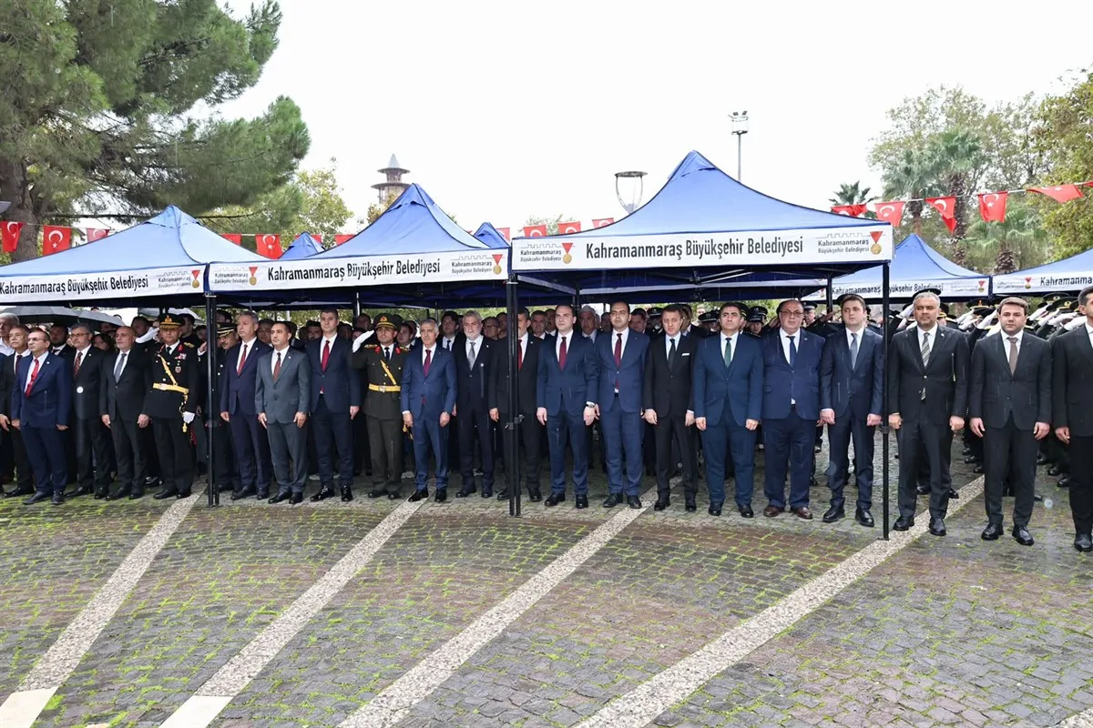 29 Ekim Cumhuriyet Bayramı çelenk sunma töreni