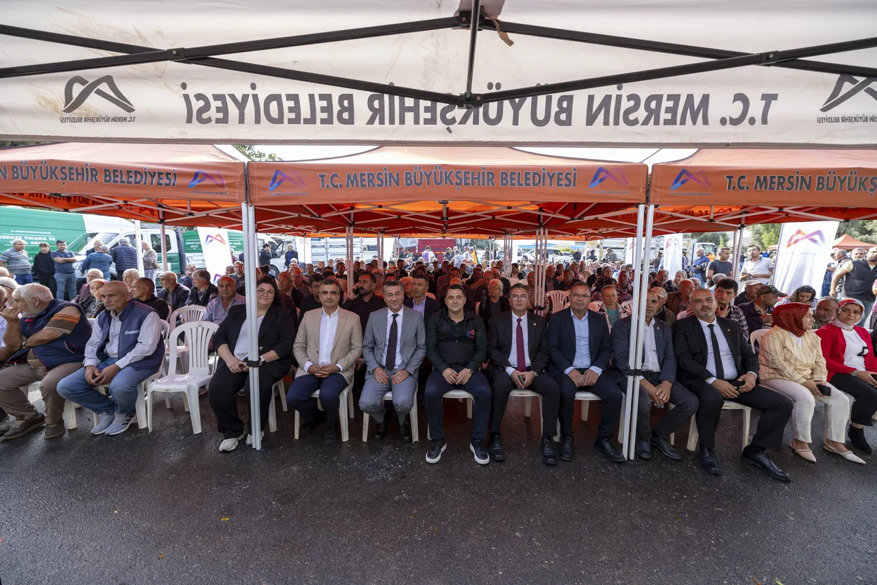 Mersin Büyükşehir’in tarımsal destekleri Erdemli ve Silifke’de üreticilerle buluştu