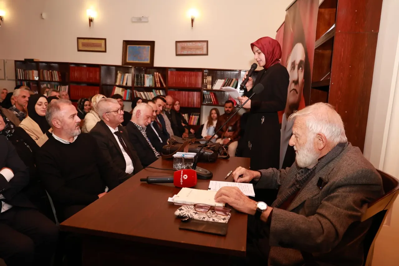 Osmangazi’de Yahya Kemal’in düşünce dünyası ele alındı