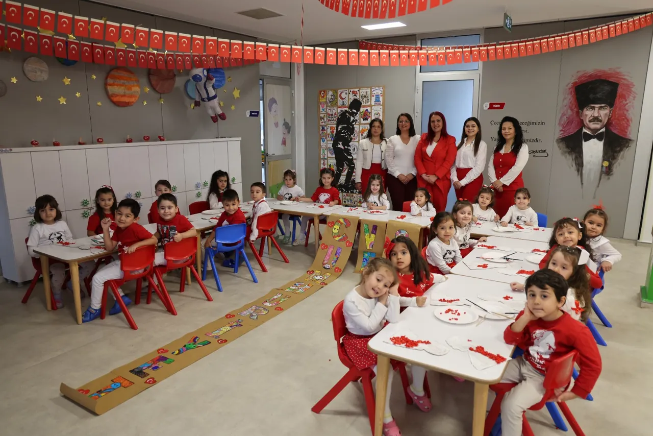 Muğla’da Cumhuriyet çocukların hayalleriyle renklendi