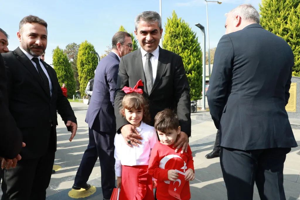 Cumhuriyet coşkusu miniklerle güzelleşti