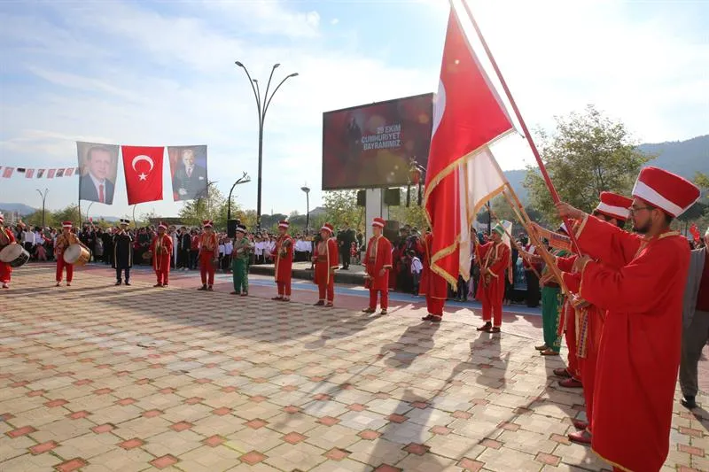 Taşova'da Cumhuriyet'in 103. Yılı coşkuyla kutlandı