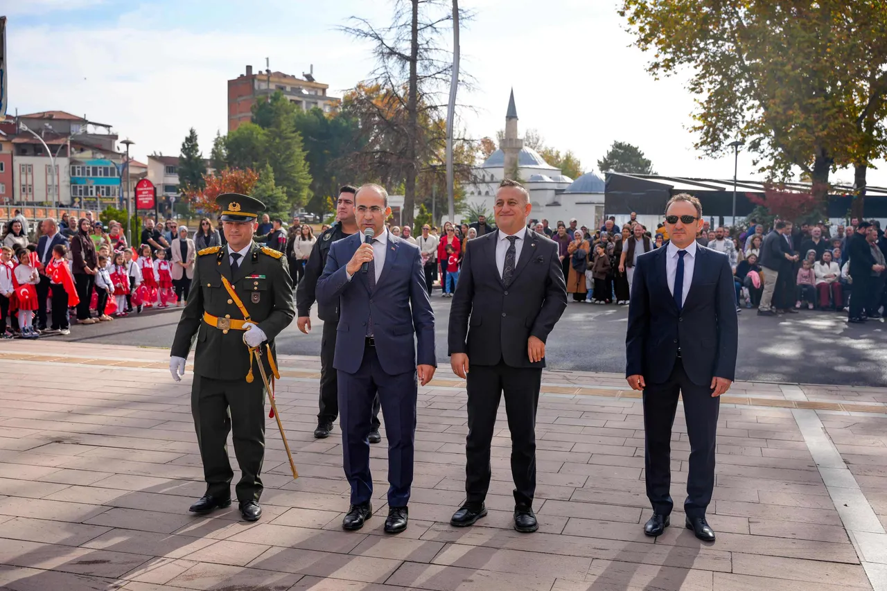 Turhal’da Cumhuriyet Bayramı coşkusu