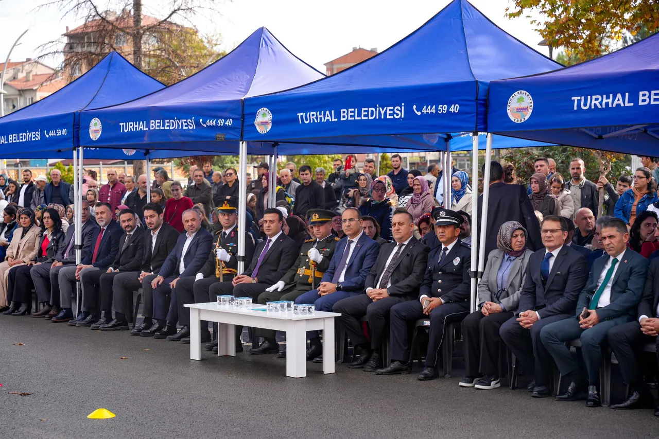 Turhal’da Cumhuriyet Bayramı coşkusu