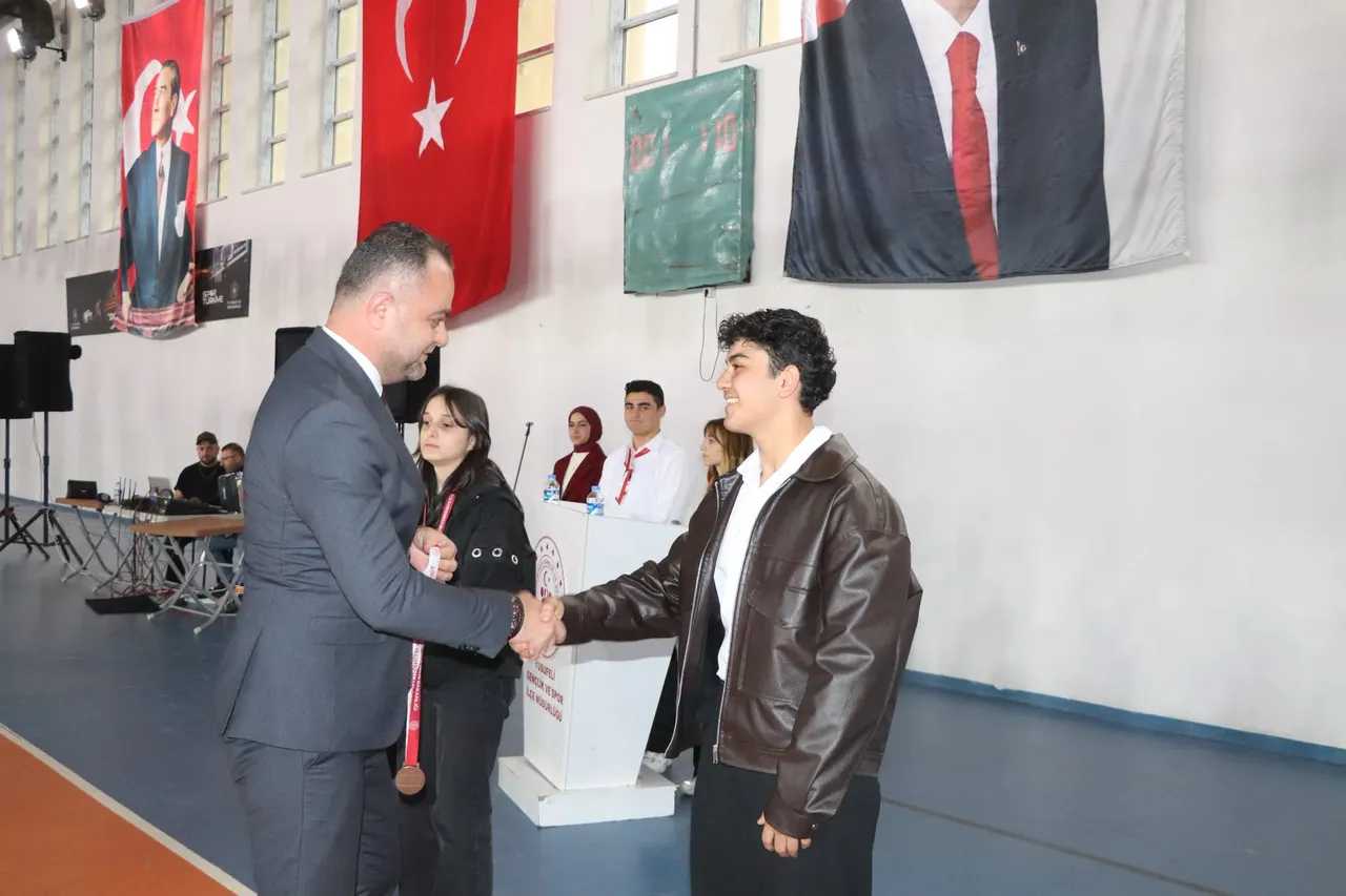 29 Ekim Cumhuriyet Bayramı ilçesinde coşkuyla kutlandı