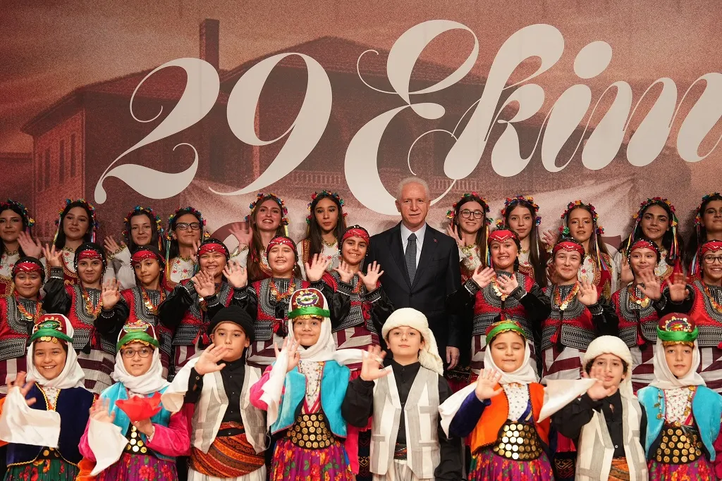 İstanbul’da Cumhuriyetin 103’üncü yılı coşkuyla kutlandı