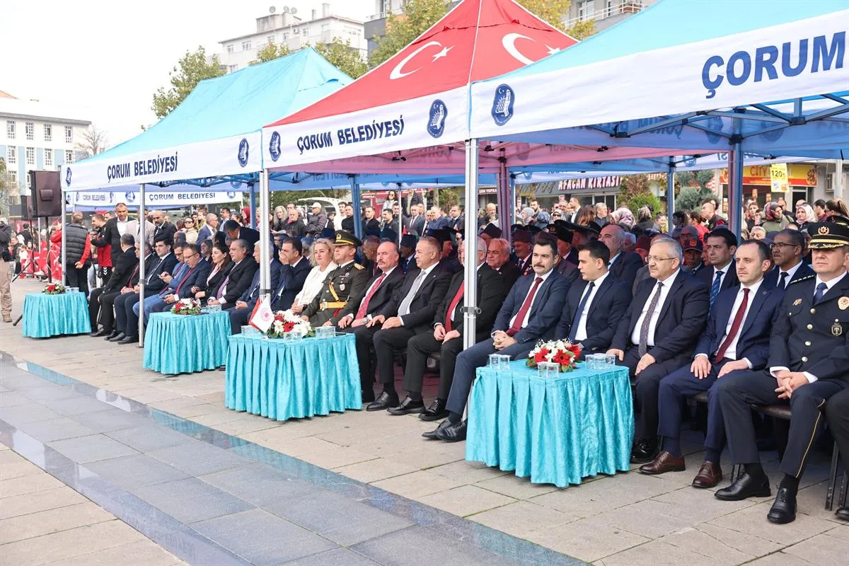 29 Ekim Cumhuriyet Bayramı ve Cumhuriyet'in 103'üncü yılı coşkuyla kutlandı