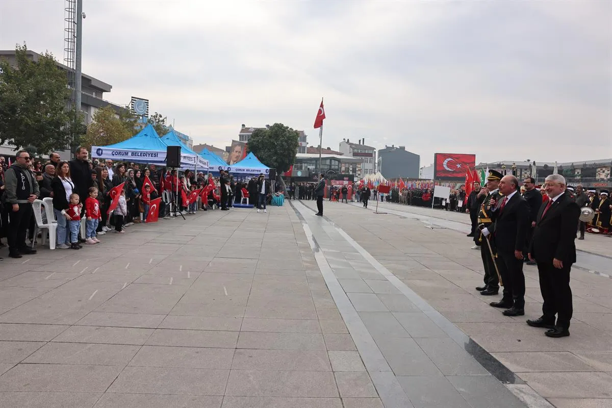 29 Ekim Cumhuriyet Bayramı ve Cumhuriyet'in 103'üncü yılı coşkuyla kutlandı