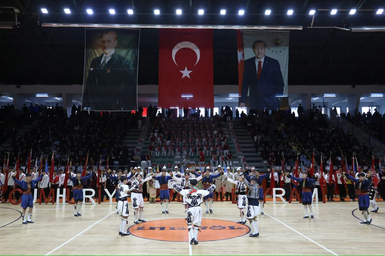 İnegöl’de Cumhuriyet'in 103. Yılı coşkuyla kutlandı