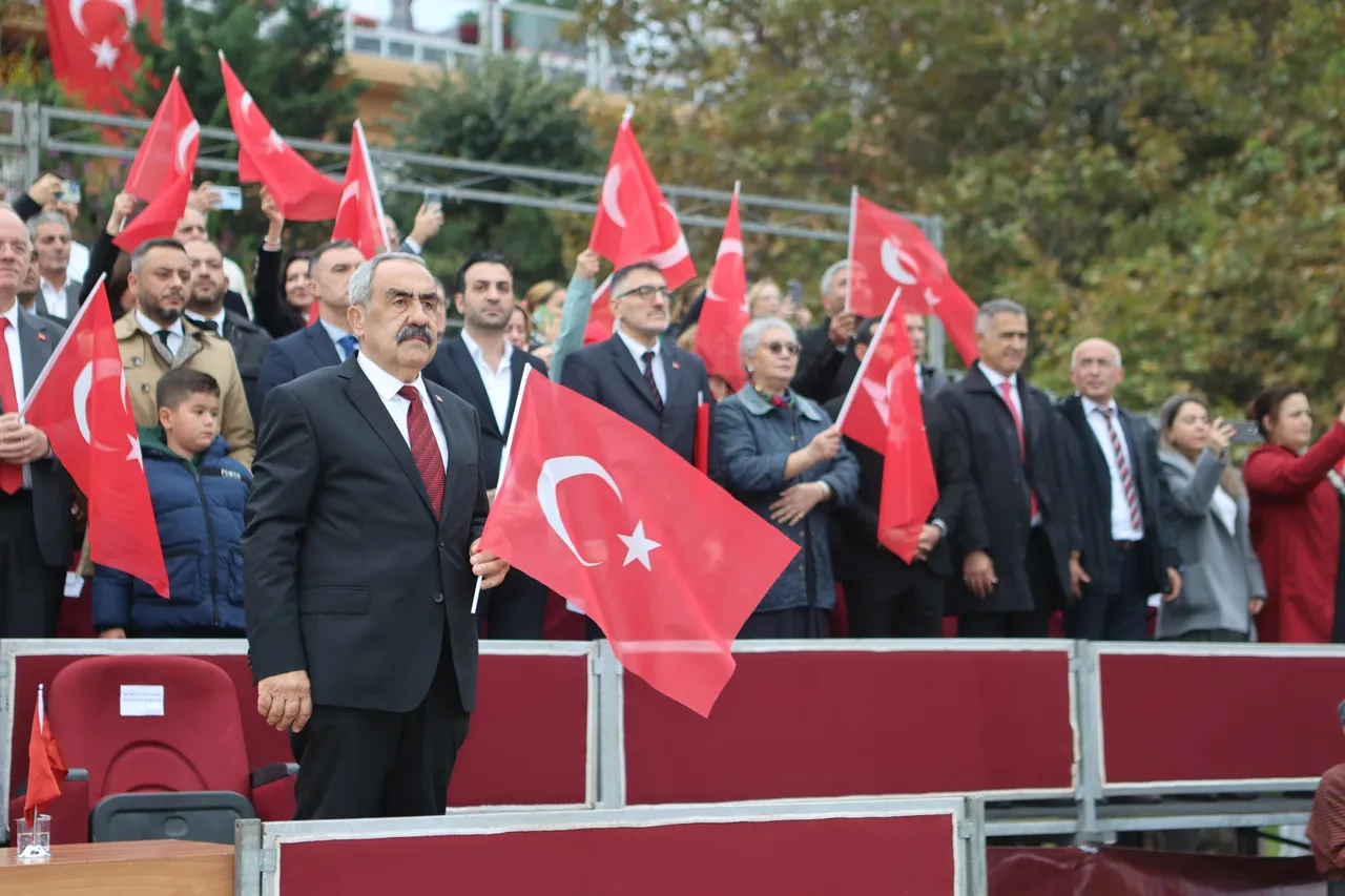 Adalar Belediyesi, Cumhuriyet Bayramı'nı coşkuyla kutluyor