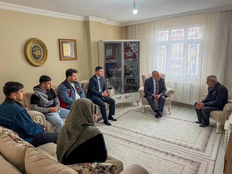 28.10.2026 Tarihinde gerçekleştirilen şehit Jandarma Er Yunus Yılmaz’ın ailesine ziyaret