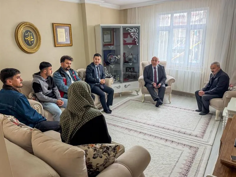 28.10.2026 Tarihinde gerçekleştirilen şehit Jandarma Er Yunus Yılmaz’ın ailesine ziyaret
