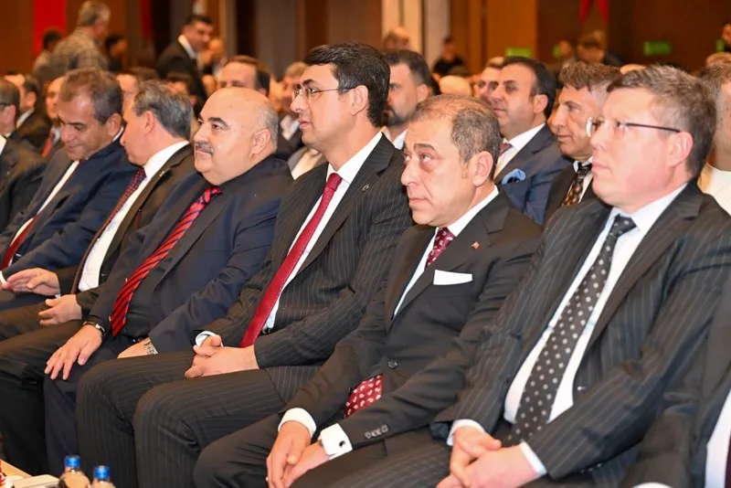 Vali Kartal, Sheraton Uşak Oteli’nin resmî açılış törenine katıldı