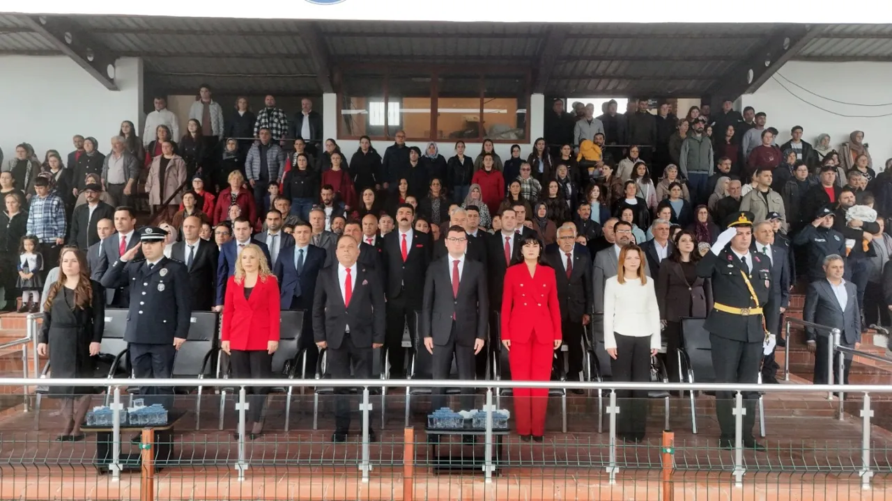 Bozdoğan’da Cumhuriyet Bayramı coşkusu stadyuma taşındı