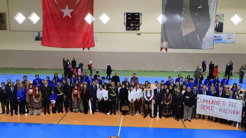 Demirci’de 29 Ekim Cumhuriyet Bayramı'nın 103.yılı coşkuyla kutlandı
