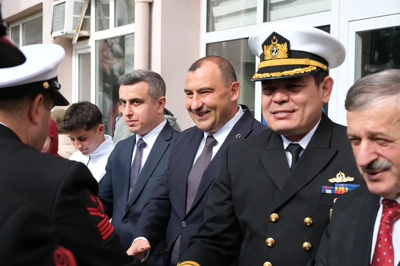 29 Ekim Cumhuriyet Bayramı çelenk sunma töreni düzenlendi