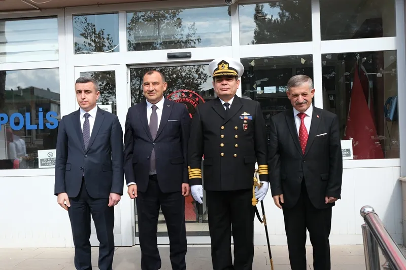 29 Ekim Cumhuriyet Bayramı çelenk sunma töreni düzenlendi
