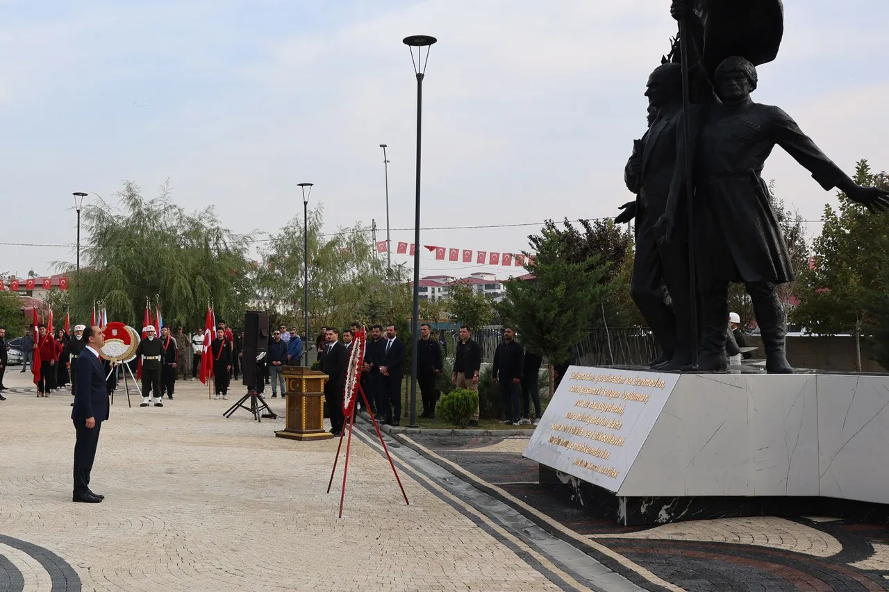 Iğdır’da 29 Ekim Cumhuriyet Bayramı kutlandı