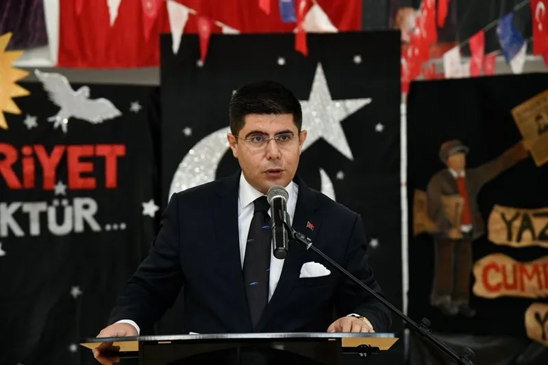 Gülyalı'da 29 Ekim Cumhuriyet Bayramı çeşitli etkinliklerle ve coşkuyla kutlandı