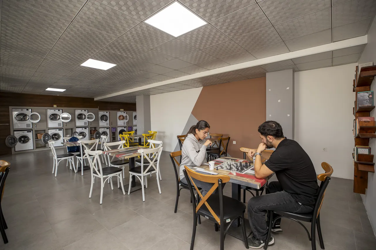 Mersin Büyükşehir’in Çamaşır Kafe hizmeti öğrencilerin yaşamını kolaylaştırıyor