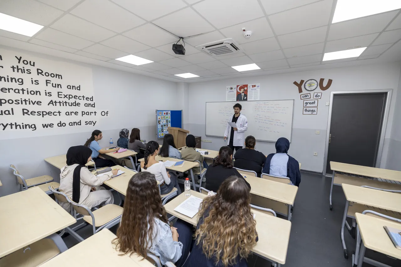 Mersin Büyükşehir’in Ücretsiz İngilizce kurslarına yoğun ilgi