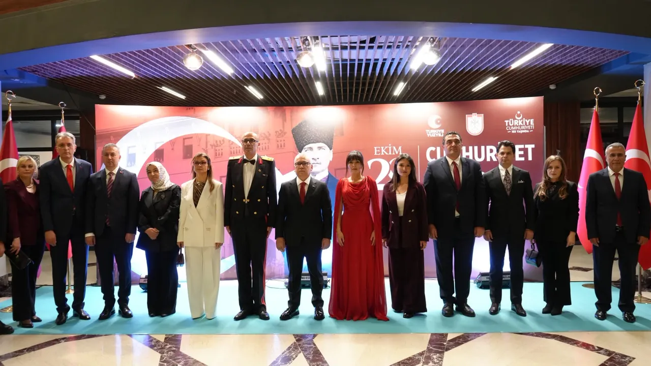 Cumhuriyet'in 103. Yılı resepsiyonla kutlandı