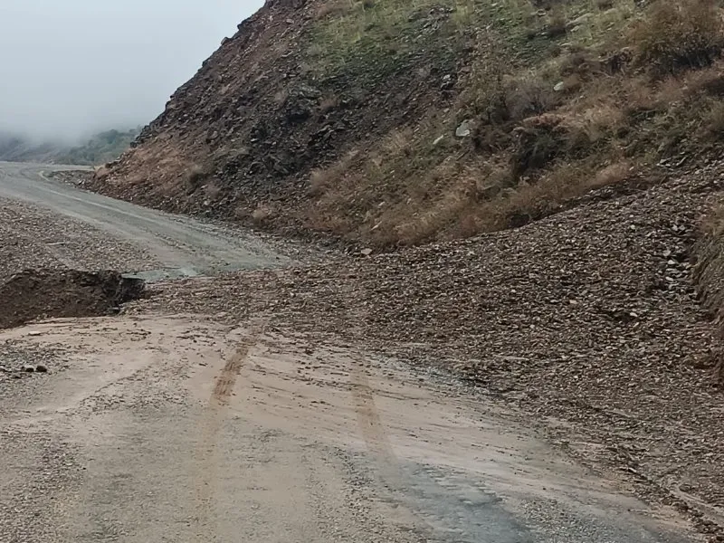 Büyükşehir ekipleri kırsal yollarda gece gündüz sahada