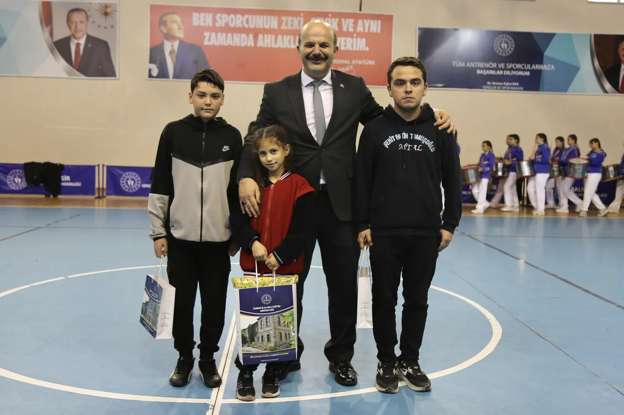 29 Ekim Cumhuriyet Bayramı ilçesinde coşkuyla kutlandı