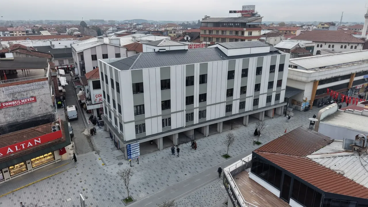 Düzce’nin En Büyük Kütüphanesi Zincirlikuyu, açılışa hazırlanıyor