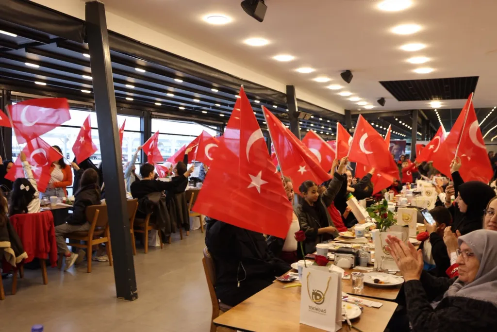 Cumhuriyet'in 103. yılında vefa ve dayanışma köprüsü