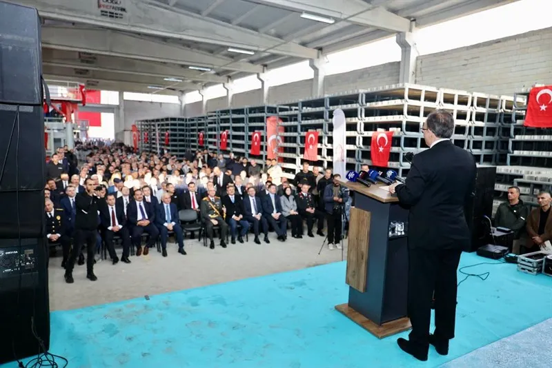 Siirt’te kilitli parke taşı üretim ve beton Santrali Tesisi hizmete açıldı
