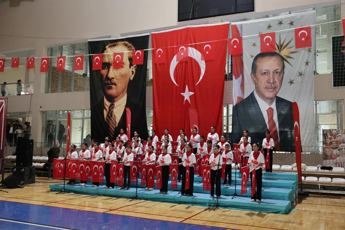 Siirt’te Cumhuriyet Bayramı coşkuyla kutlandı
