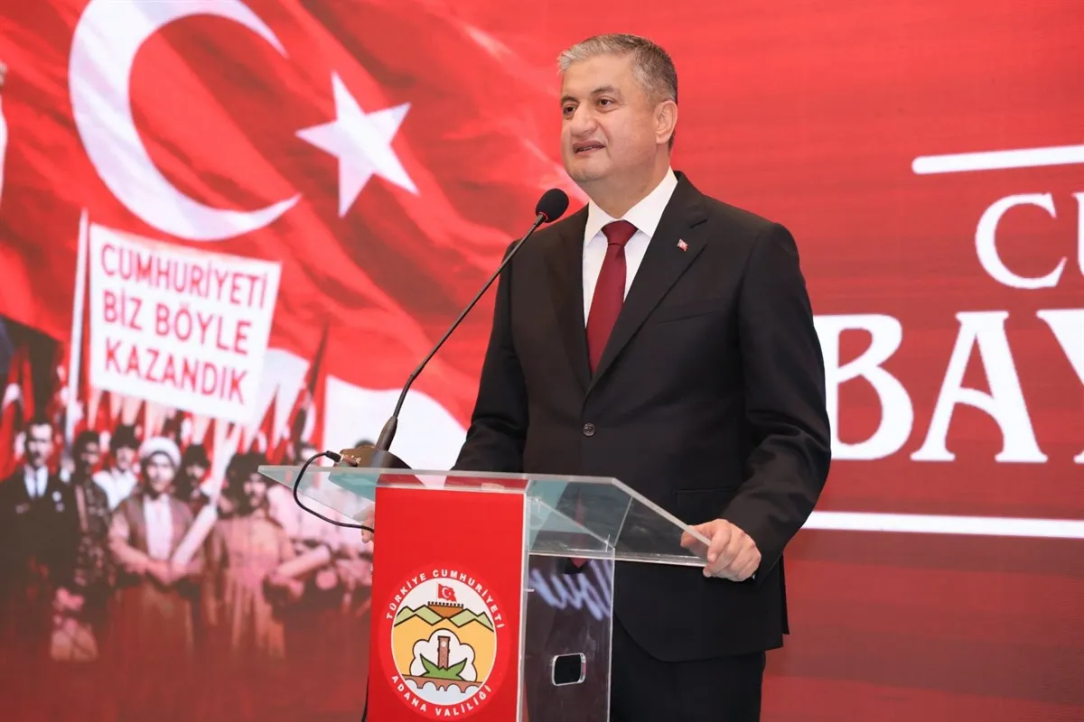 Vali Yavuz ve eşi Süreyya Yavuz’nin ev sahipliğinde Cumhuriyet Resepsiyonu düzenlendi