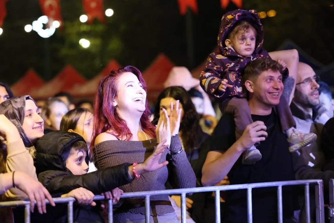 Kent Meydanı’nda 103. yıl coşkusu