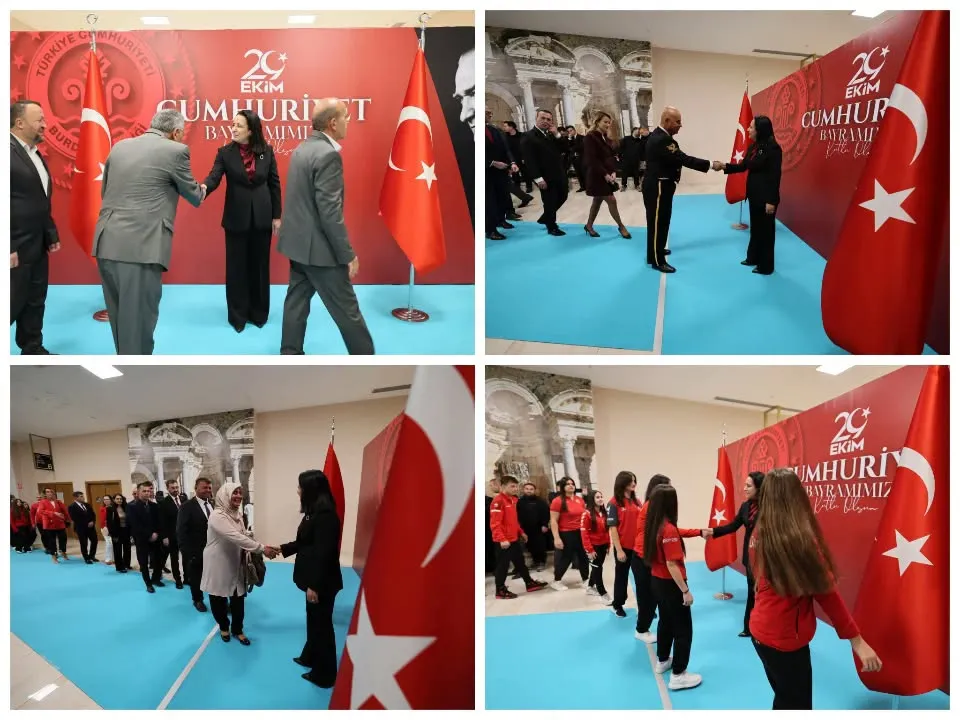 Vali Tülay Baydar Bilgihan Cumhuriyet Bayramı kabul törenine katıldı