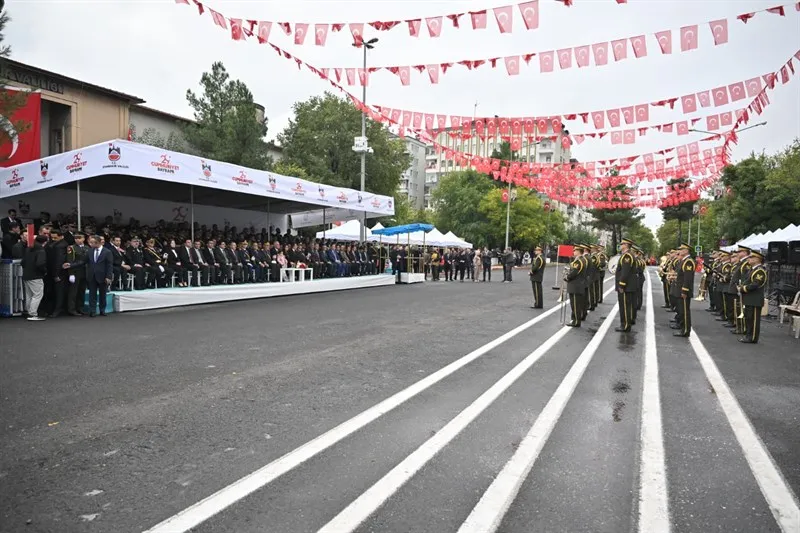 Diyarbakır’da 29 Ekim Cumhuriyet Bayramı coşkuyla kutlandı