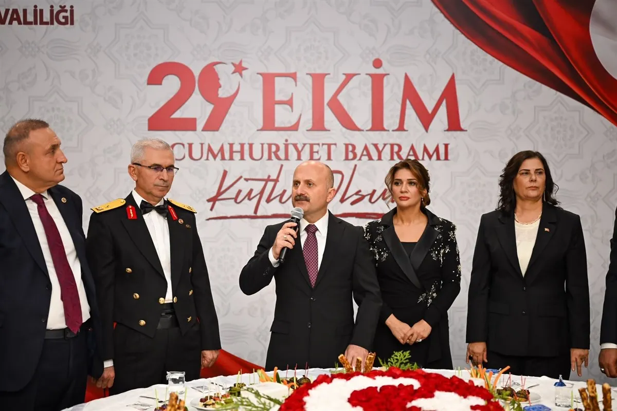 Cumhuriyet'in 103'üncü yılı büyük bir coşkuyla kutlandı