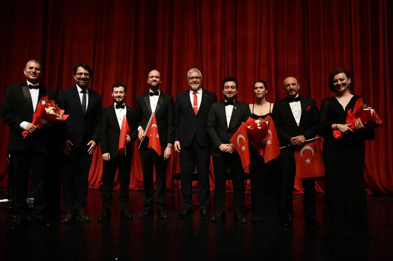 Lüleburgaz’da Cumhuriyet gecesi